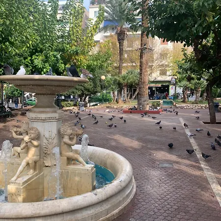Apartment Aris Kallithea- Big & Bright 3 Bedroom Athens